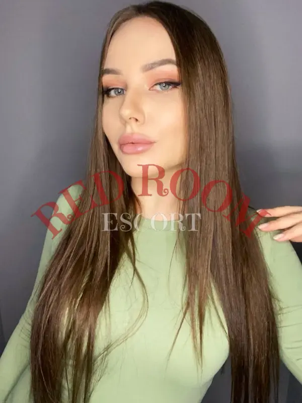 Луиза — эскорт Алматы