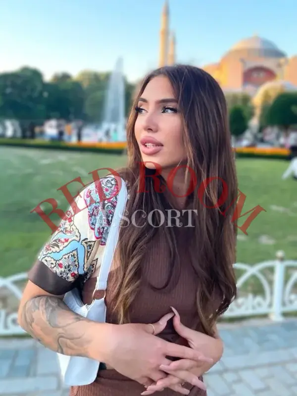 Ро — проститутка Алматы