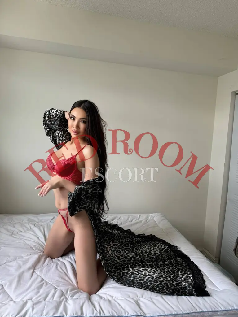 Алина — эскорт Алматы
