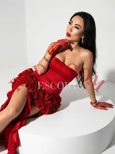Алина — эскорт Алматы