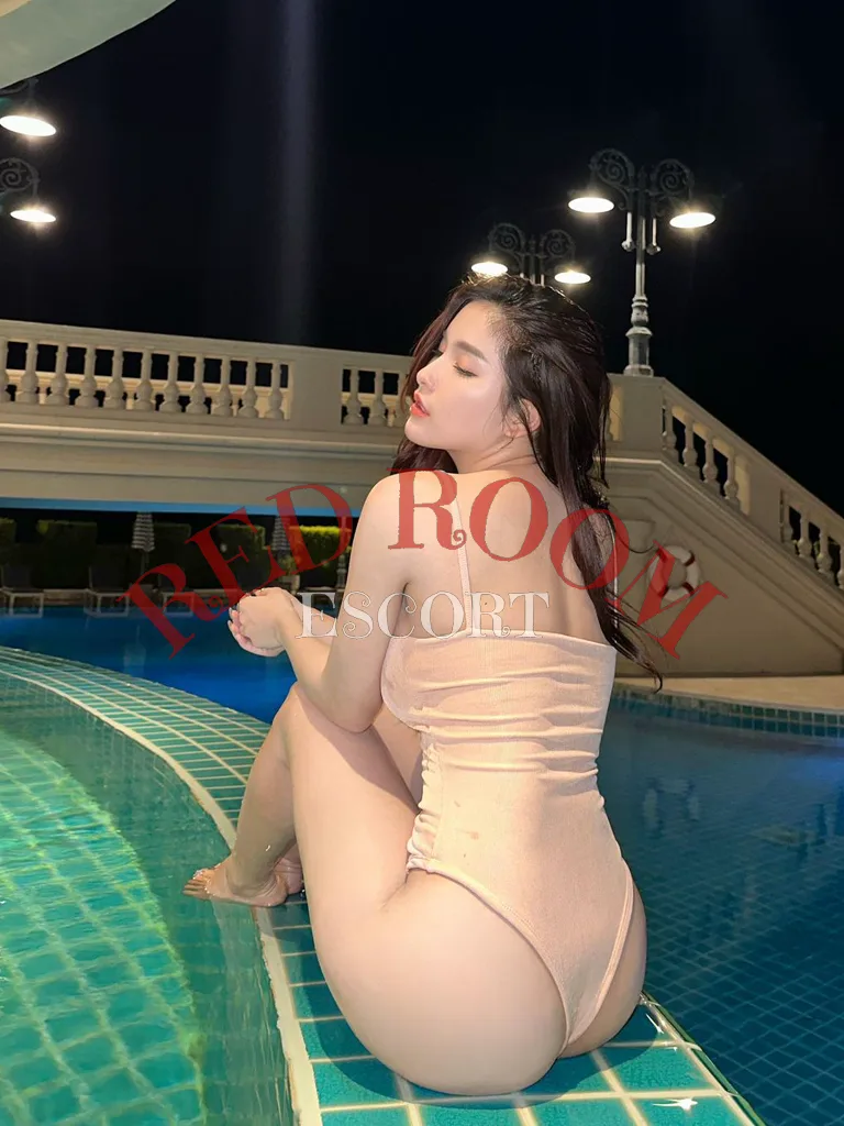 Лия — эскорт Алматы