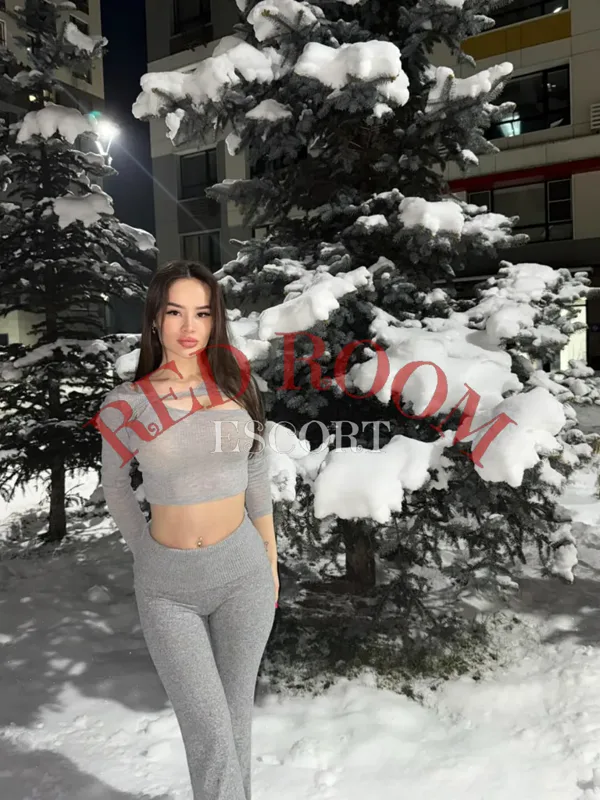 Юлия — проститутка Алматы